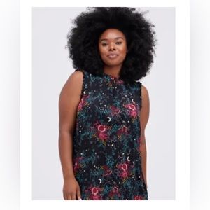 Torrid Mock Neck Tank - Black Floral - Size 4